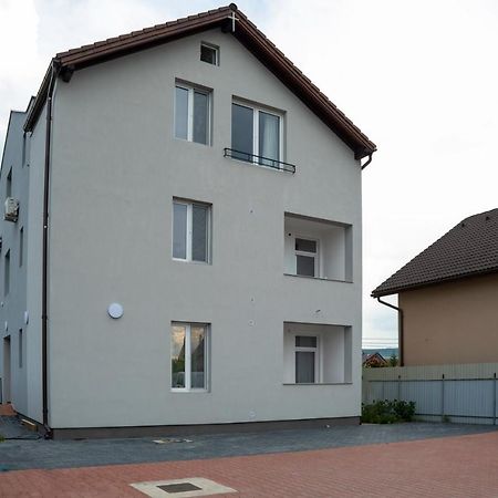 Solomon Apartments Ap 3 Sîngeorgiu de Mureş Buitenkant foto