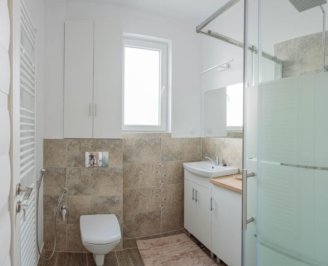 Solomon Apartments Ap 3 Sîngeorgiu de Mureş Buitenkant foto