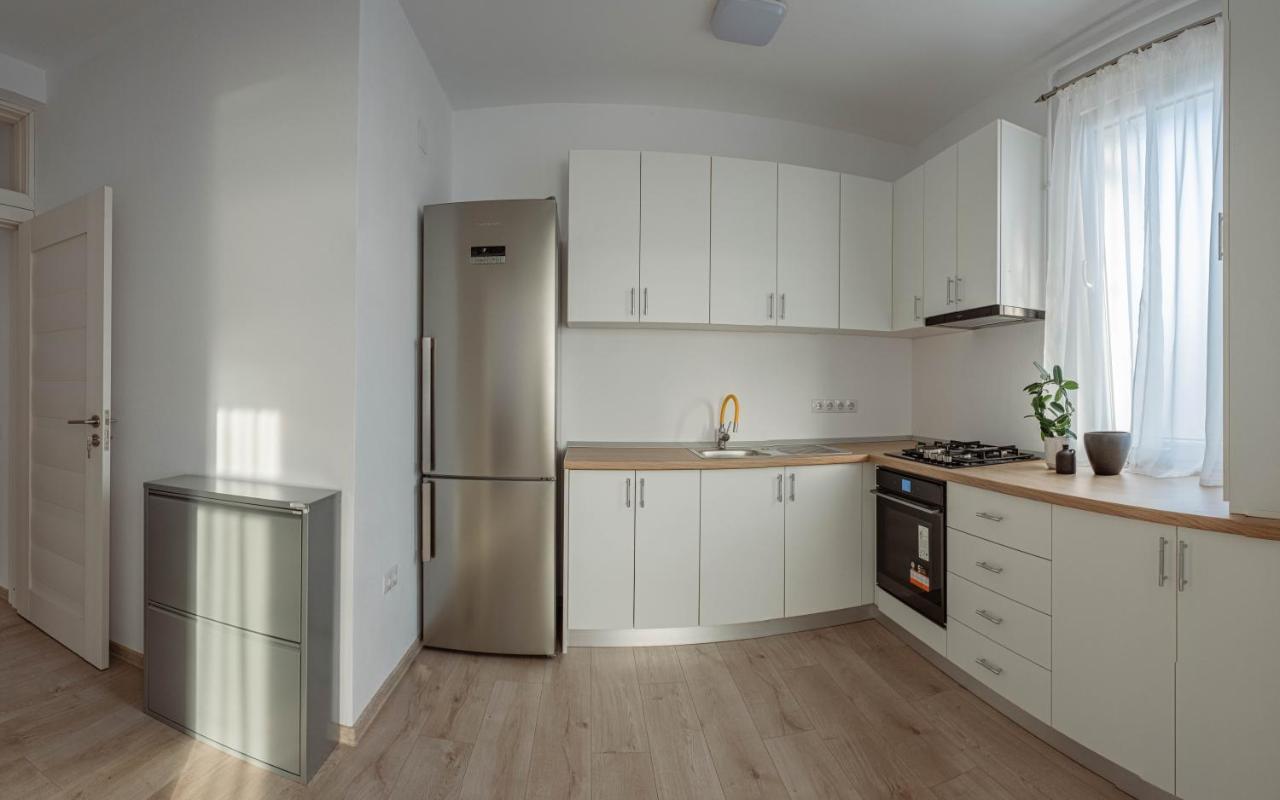 Solomon Apartments Ap 3 Sîngeorgiu de Mureş Buitenkant foto